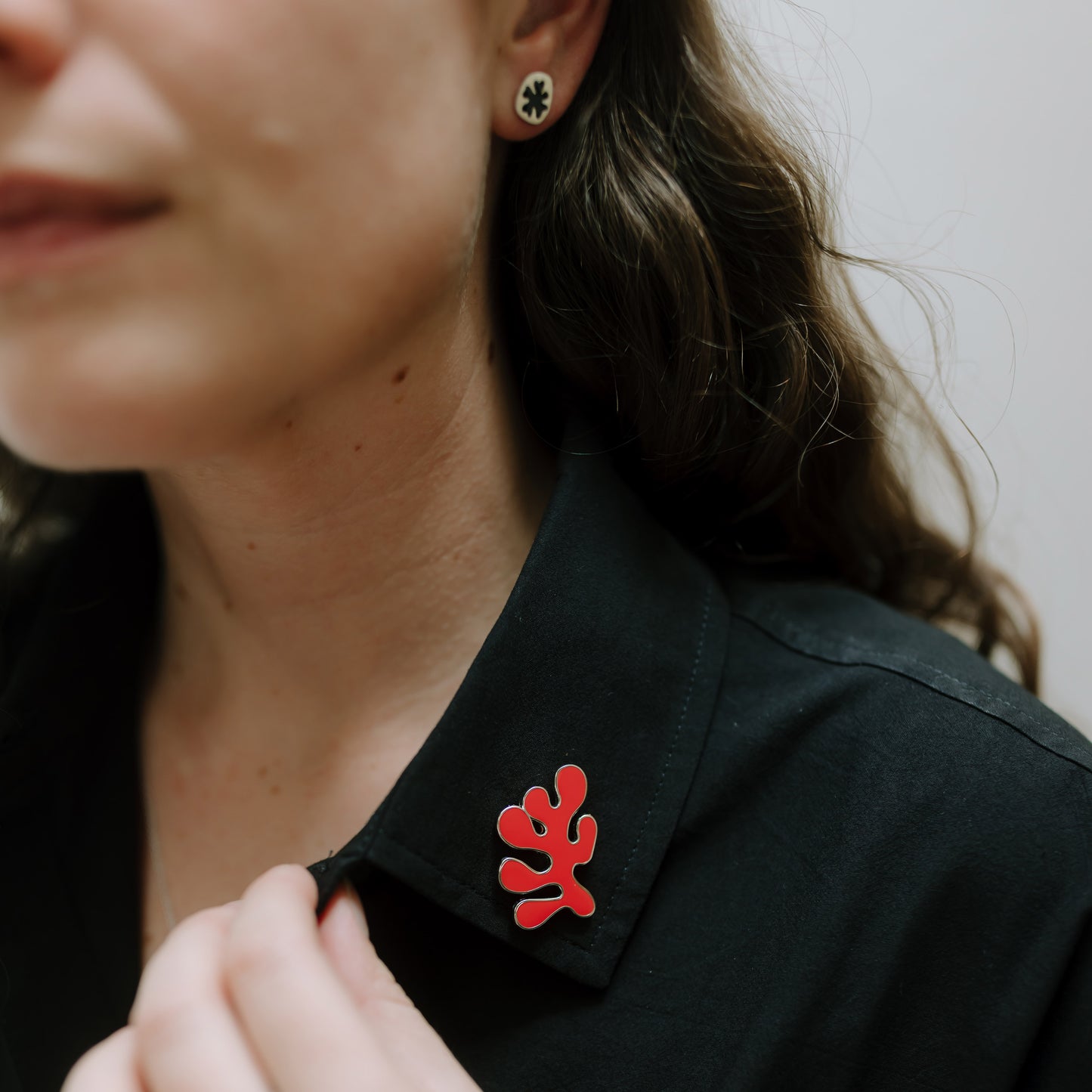 Sophie Store Matisse Coral Pin