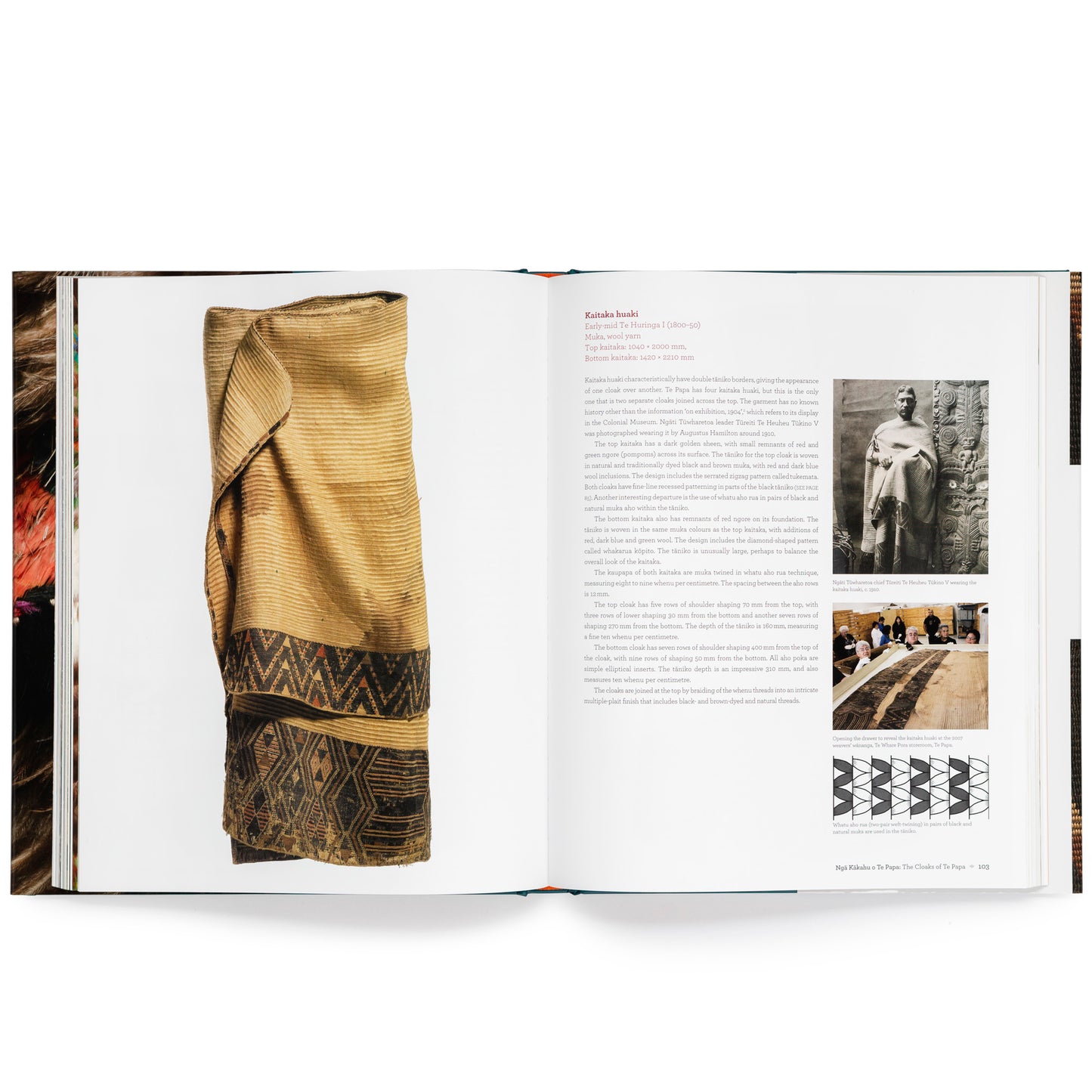 Whatu Kākahu: Māori Cloaks