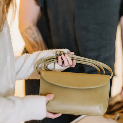 Yu Mei Keriana Clutch Jade Lambskin