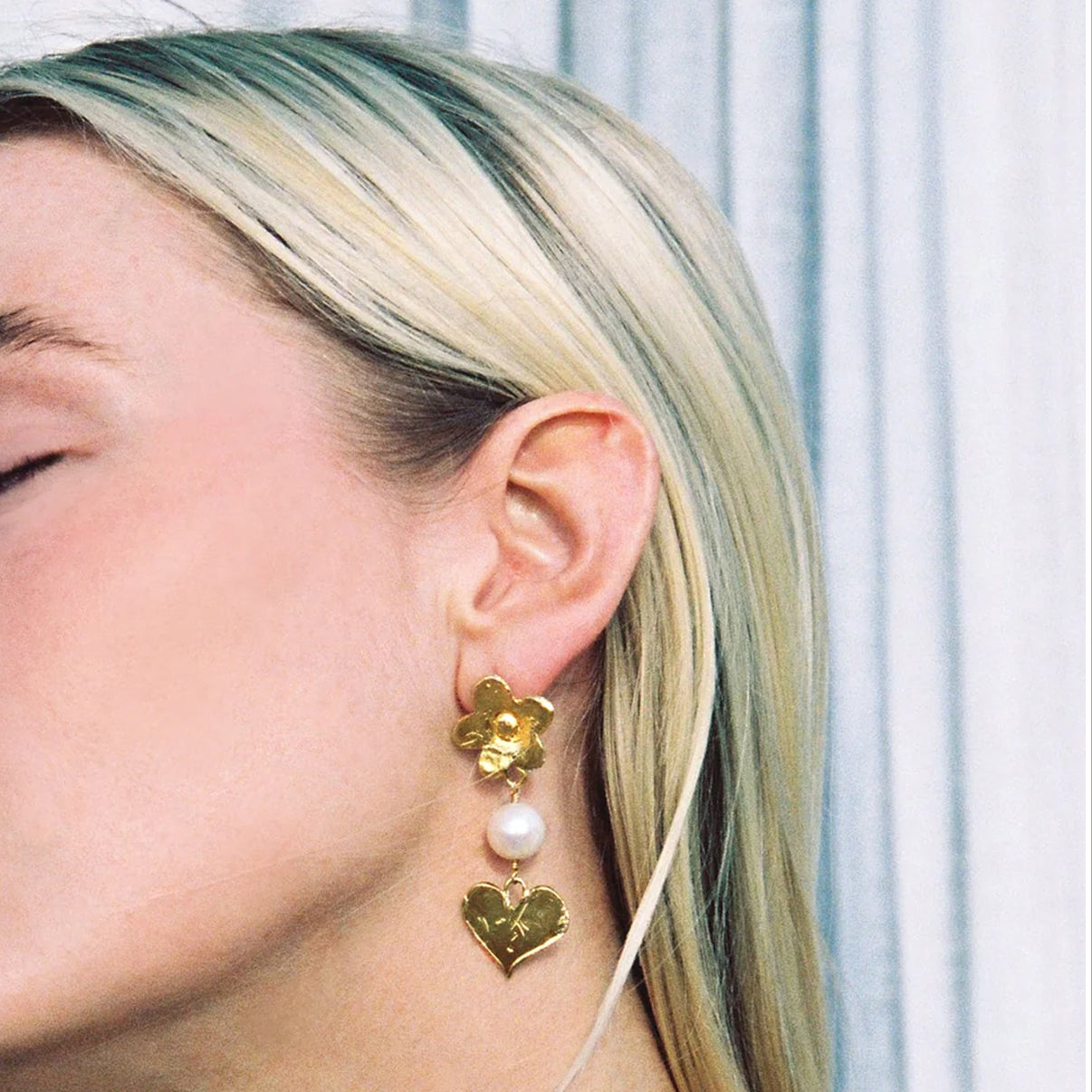 Clarisse Earrings Pearl Gold